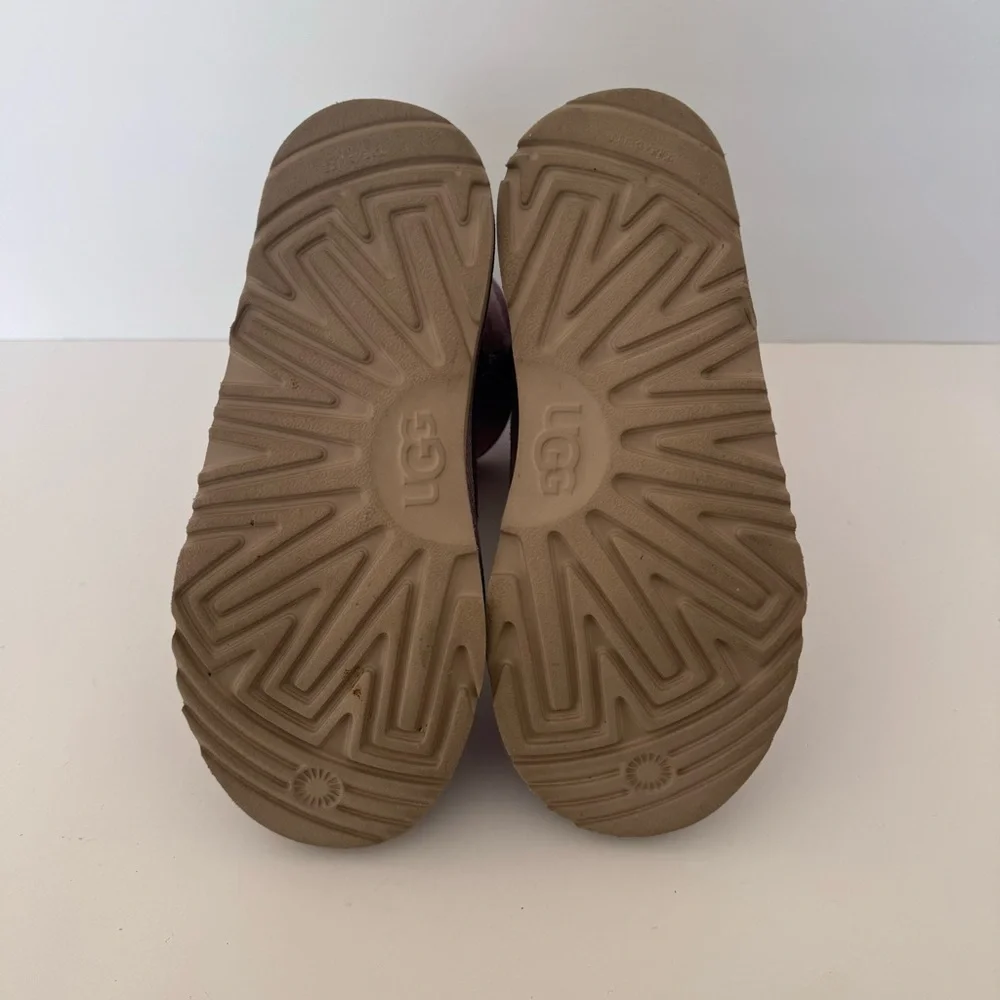 UGG  Classic Short ll Boot Wildflower